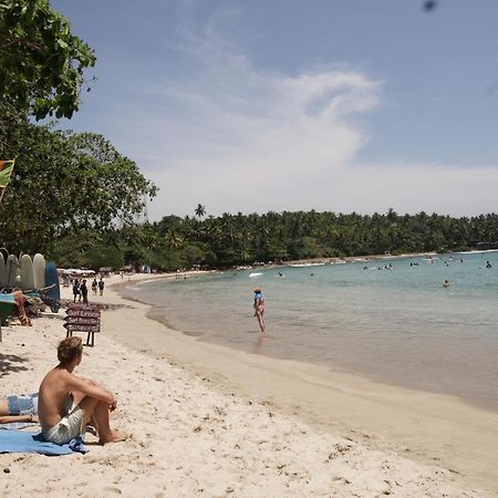 Surf Nest Hiriketiya Hotel Dikwella Ngoại thất bức ảnh