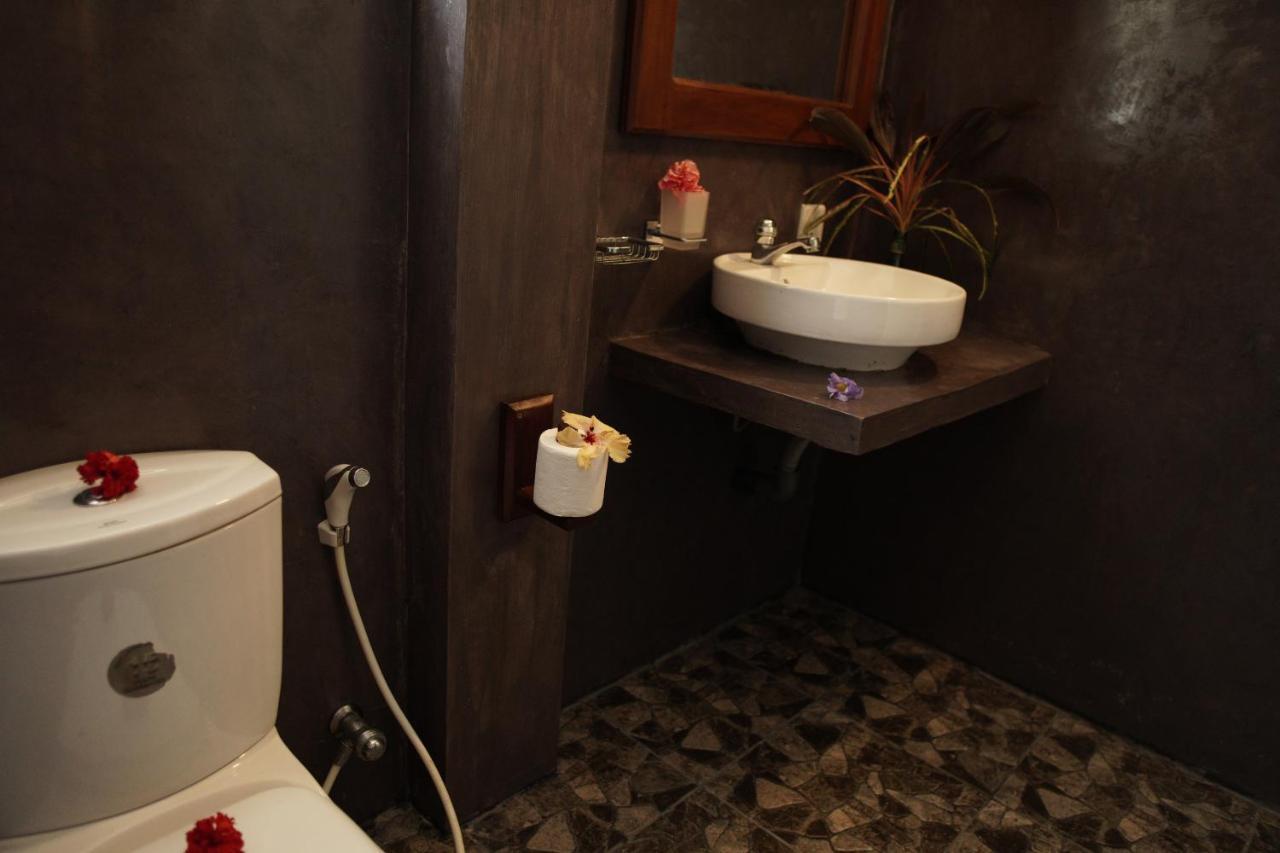 Surf Nest Hiriketiya Hotel Dikwella Ngoại thất bức ảnh