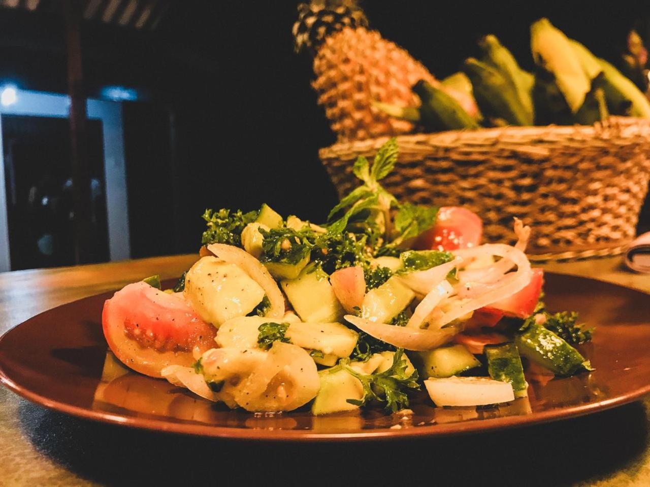 Surf Nest Hiriketiya Hotel Dikwella Ngoại thất bức ảnh